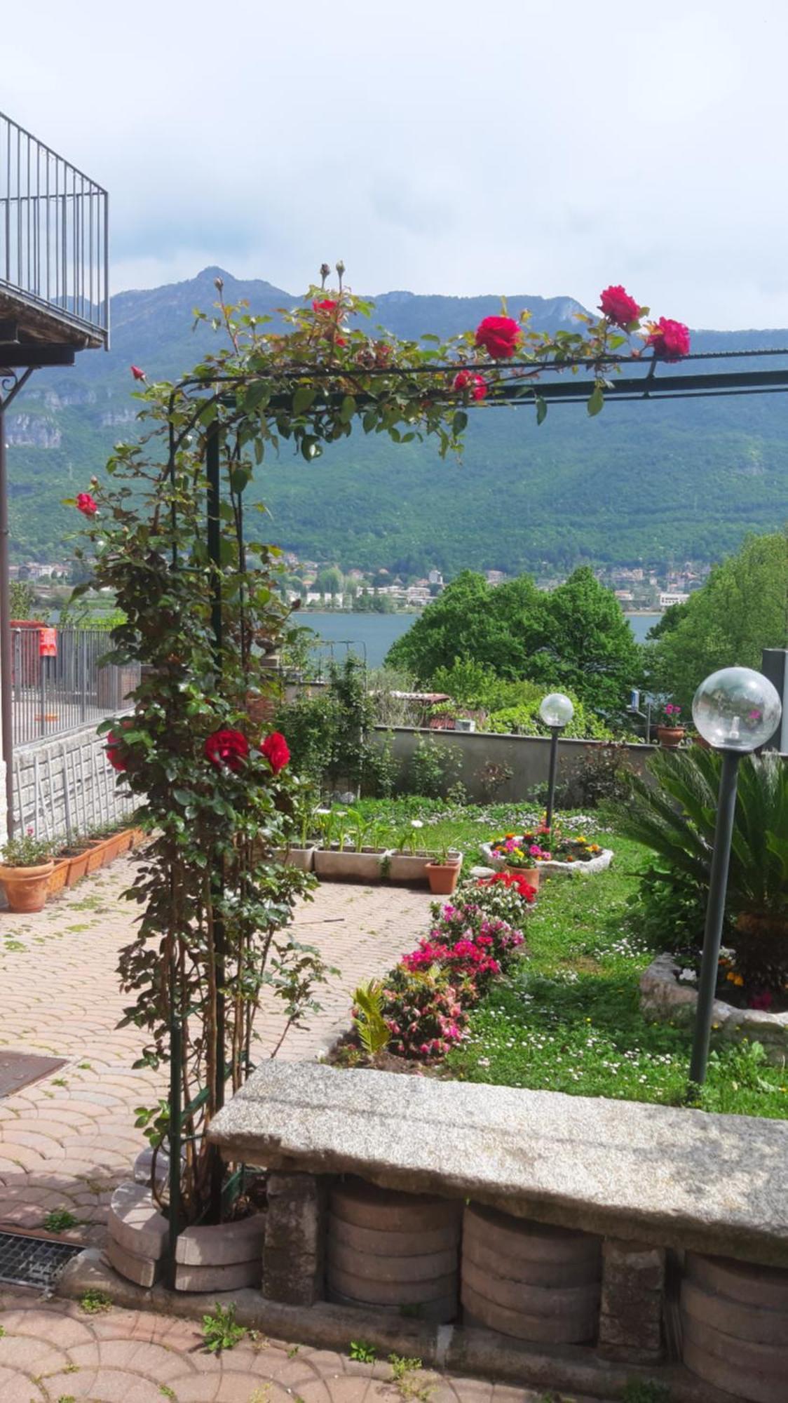 Le Rose Sul Lago 페스카테 외부 사진